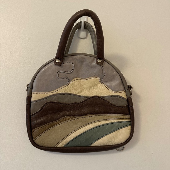 Grooves & Grain Handbags - Grooves & Grain Handmade Leather Handbag with Mountain Design